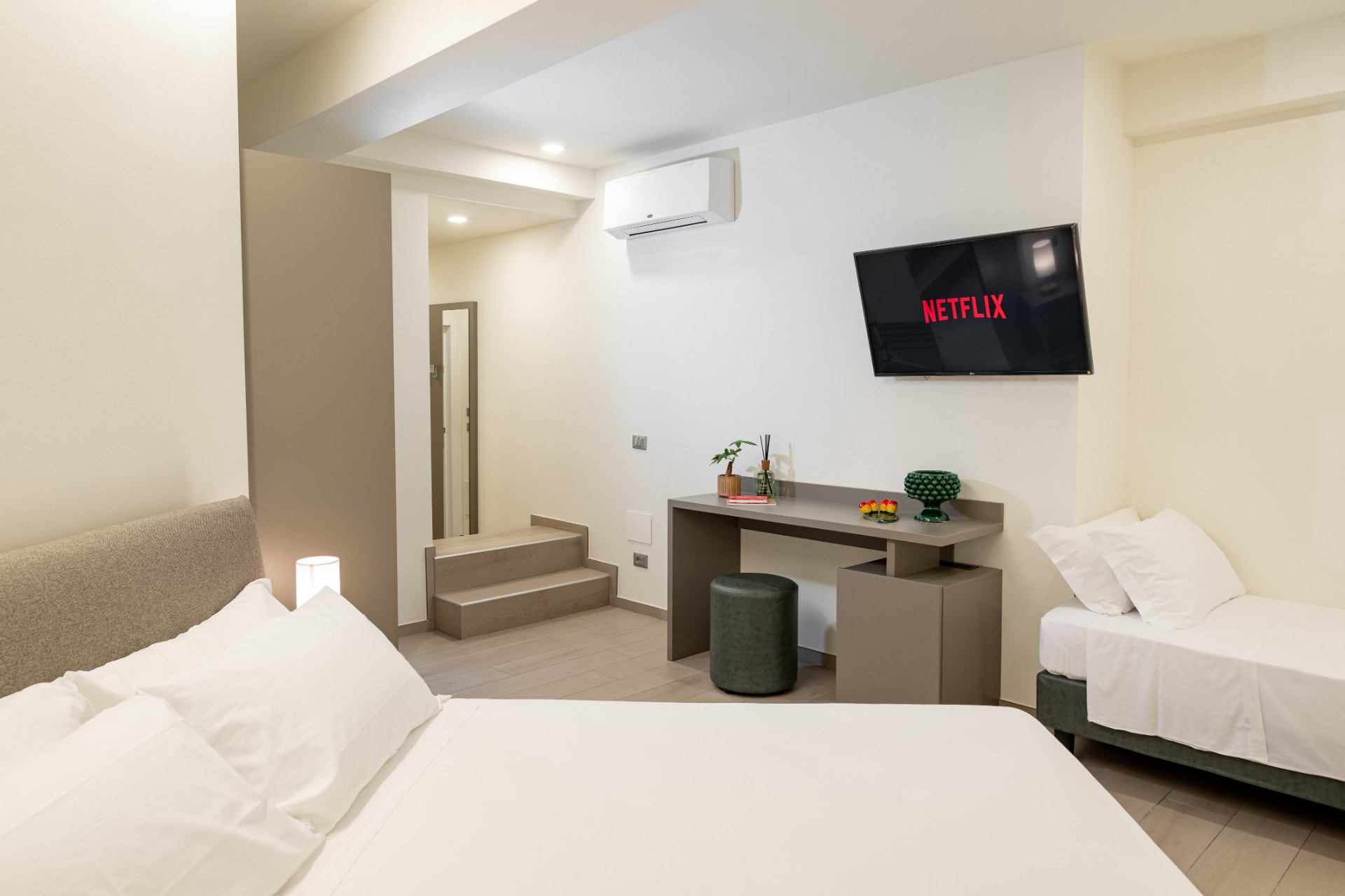 Badezimmer von Smart Room Family, Bologna