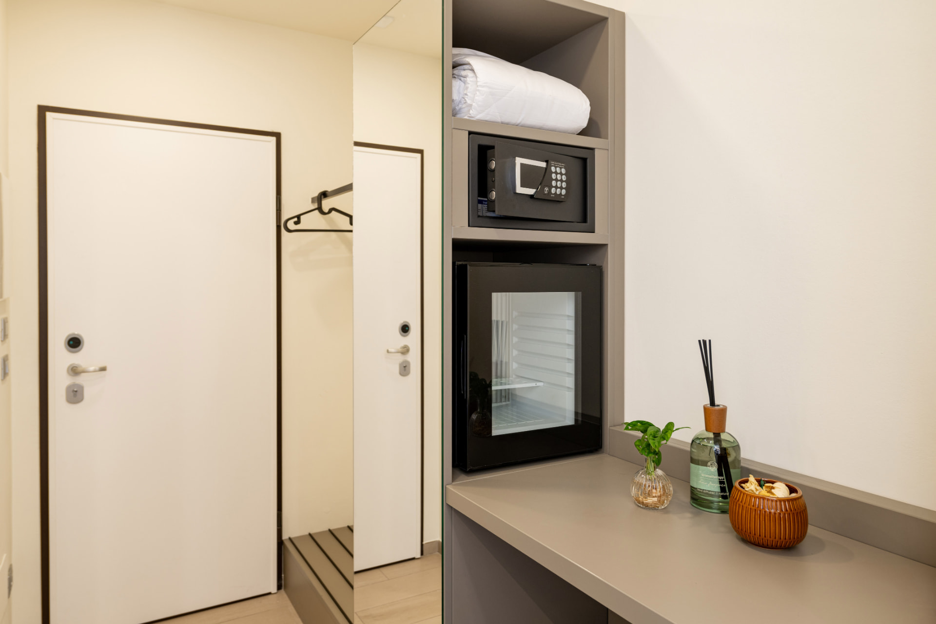 Schlafzimmer in Smart Room Family, Bologna