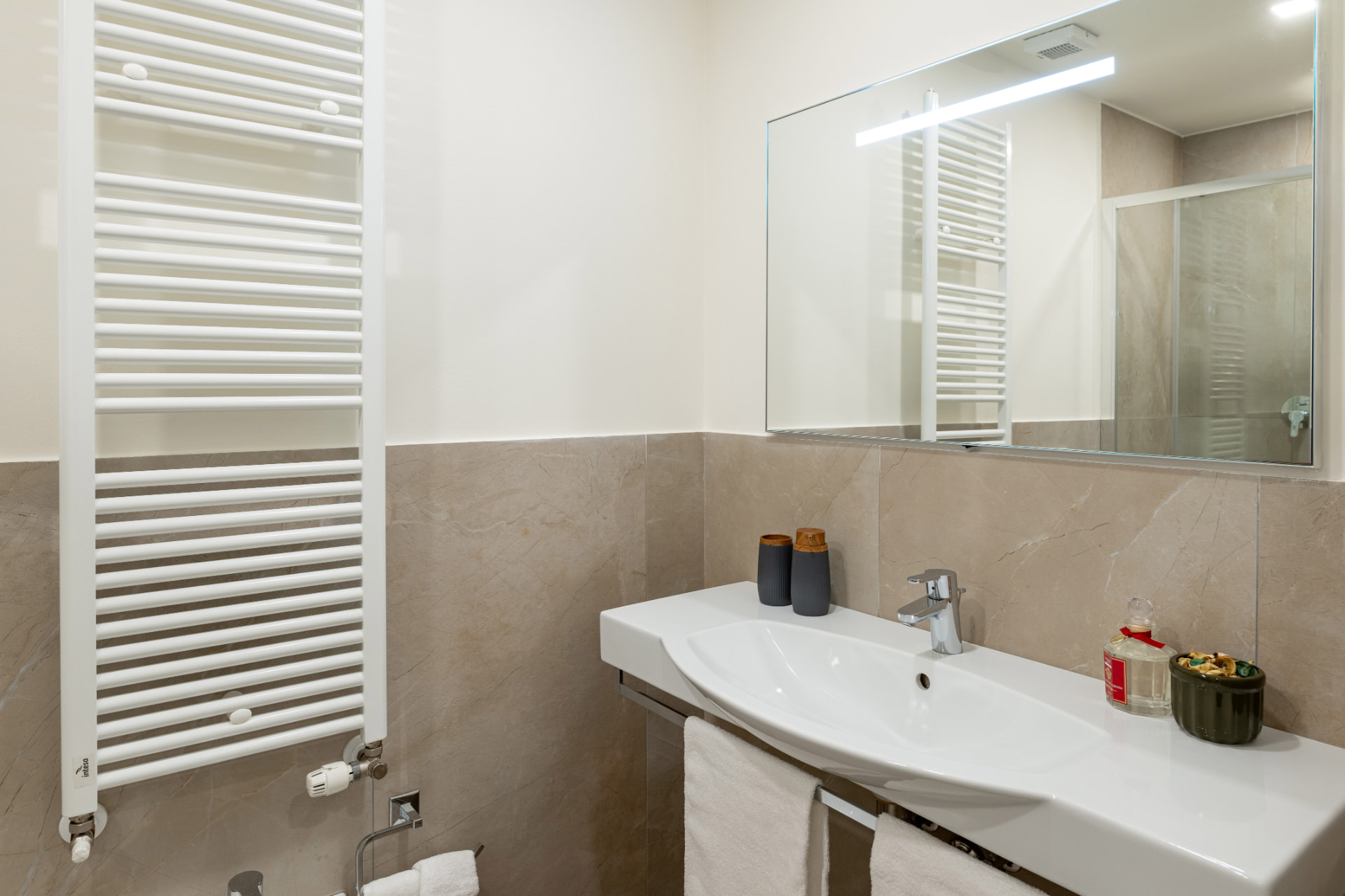 Wohnzimmer von Smart Room Family, Bologna